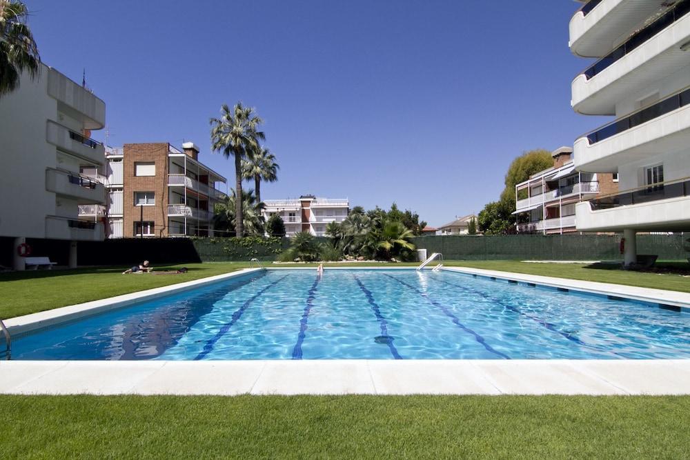 Mediterraneo Sitges Kültér fotó