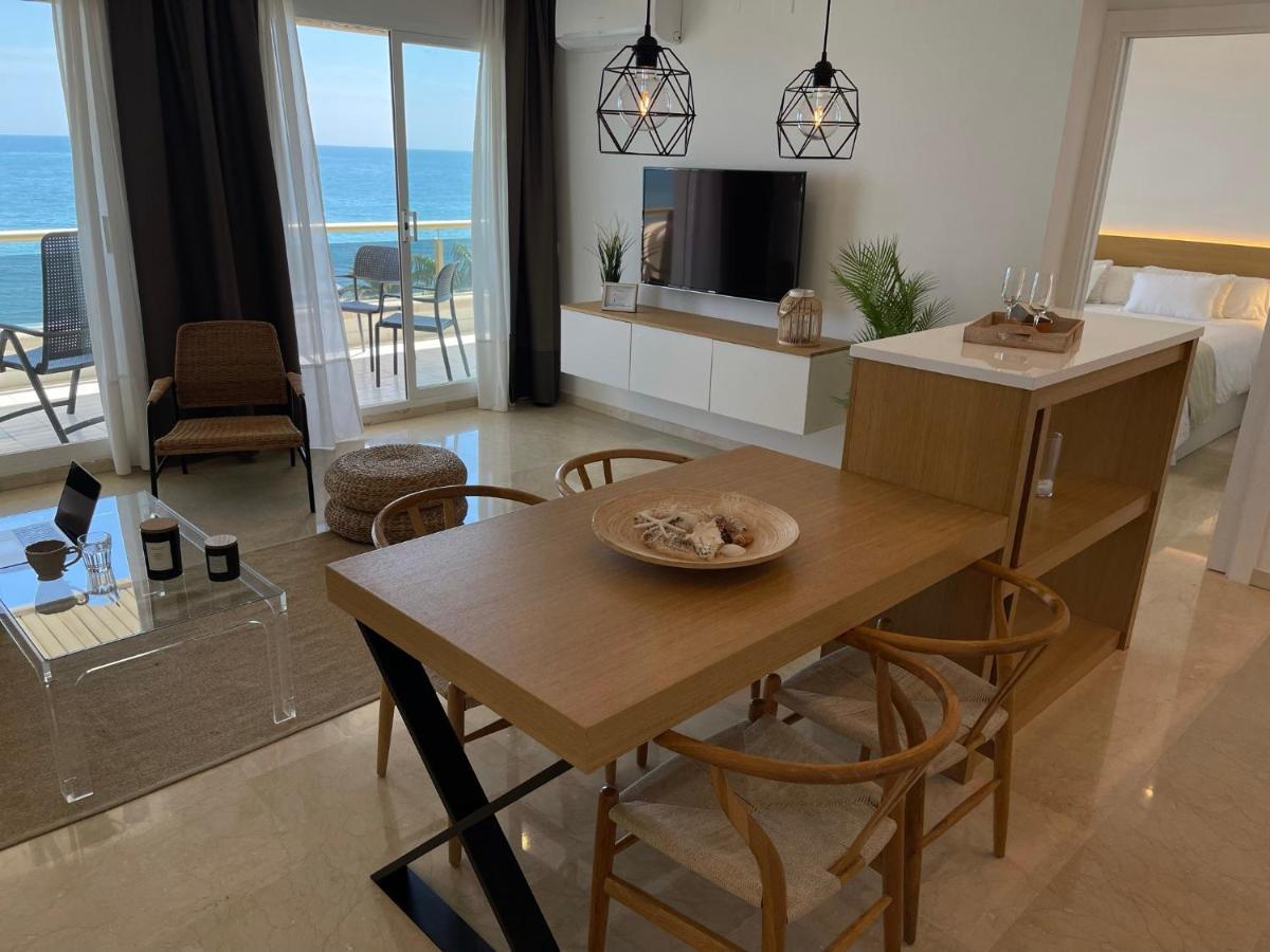 Mediterraneo Sitges Kültér fotó