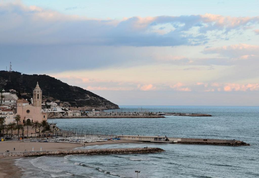 Mediterraneo Sitges Kültér fotó